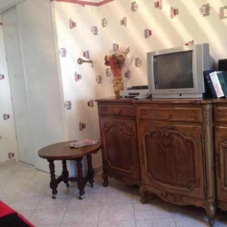 Charmant Gite A Etain, Tout Inclus, Proche Verdun Avec Terrasse Et Parking - Fr-1-585-3 エクステリア 写真